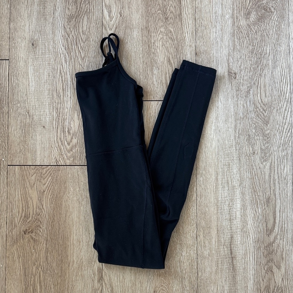 Aritzia Wilfred Women’s Black Freestyle Jumpsuit